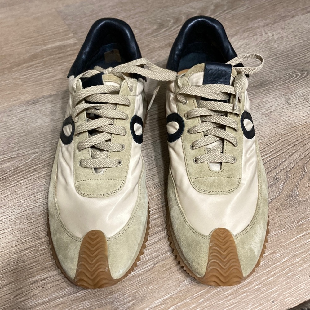 Head Turner/ Like New- Loewe/  TAN sneakers. Size 11 US/44 EU. OPEN 2 OFFERS